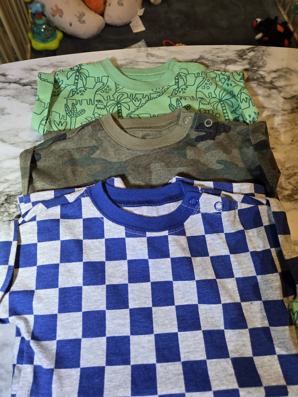 wonder nation Blue & Gray Check Tee with Olive Camo and Mint Dino 3-Pack